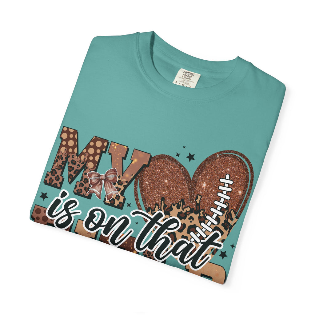 Football Mom 'My Heart Is On That Field' T-Shirt