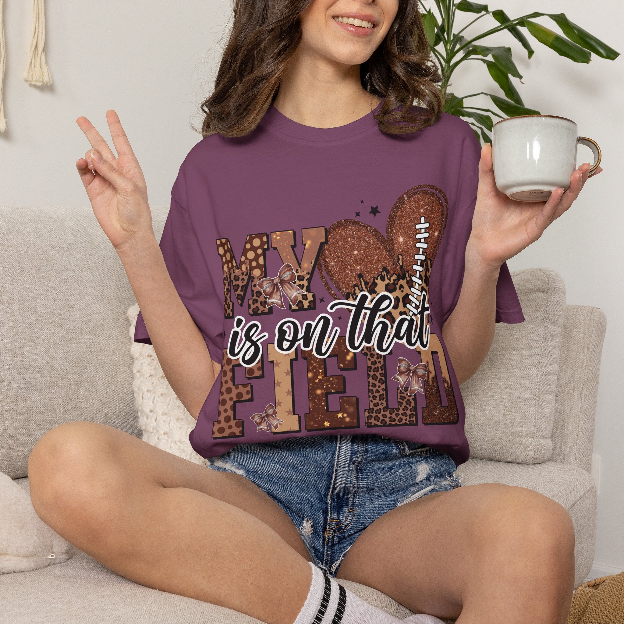 Football Mom 'My Heart Is On That Field' T-Shirt