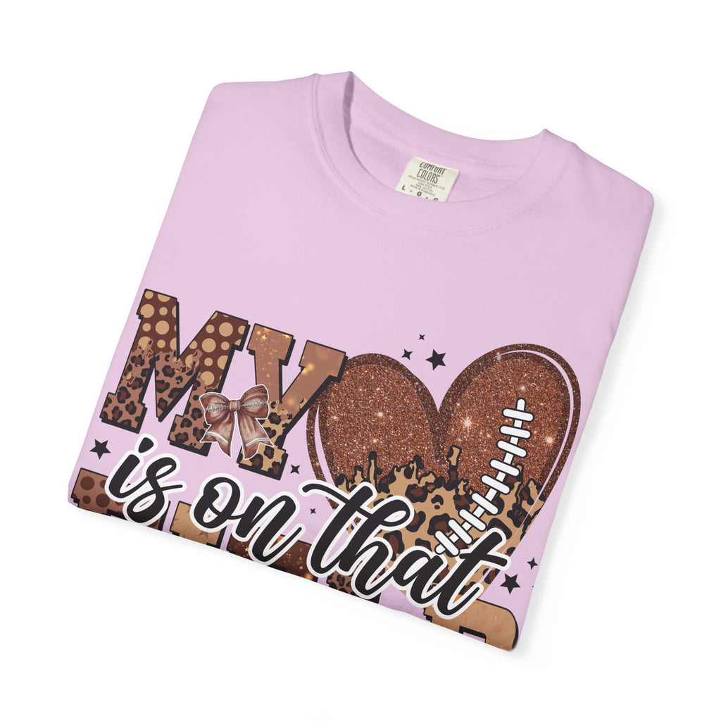 Football Mom 'My Heart Is On That Field' T-Shirt