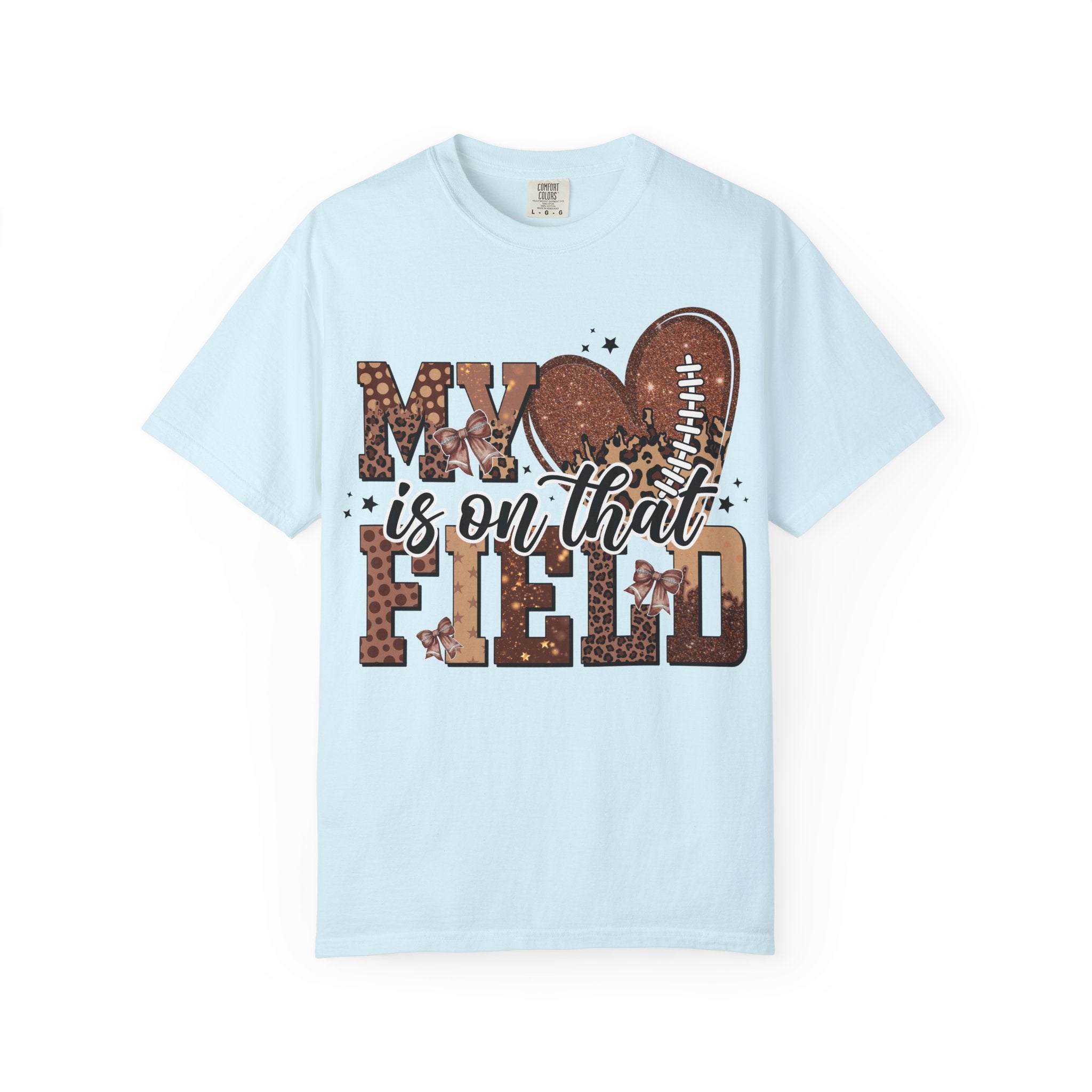 Football Mom 'My Heart Is On That Field' T-Shirt