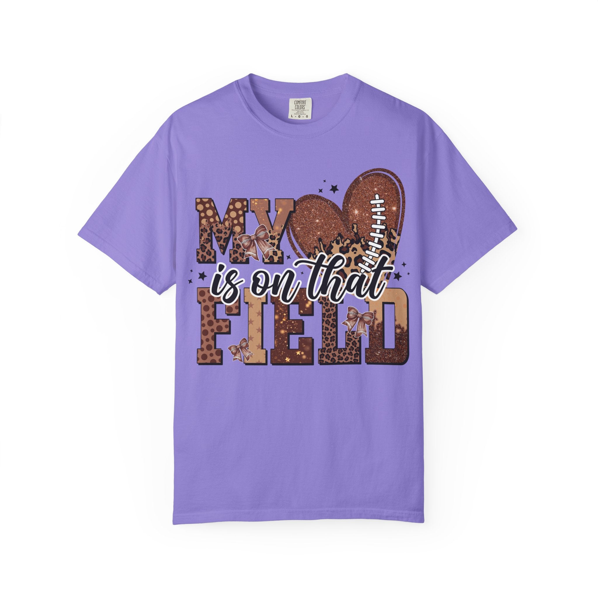 Football Mom 'My Heart Is On That Field' T-Shirt