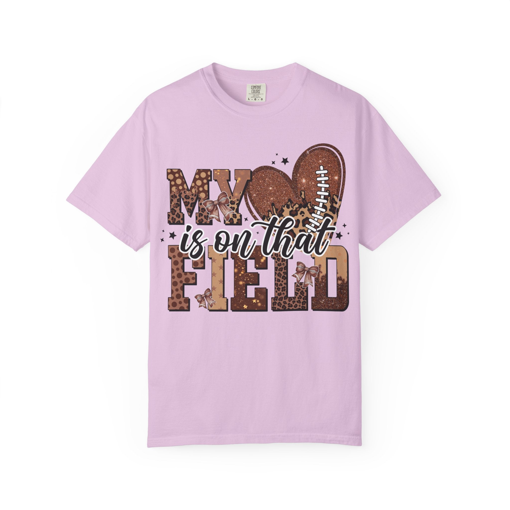 Football Mom 'My Heart Is On That Field' T-Shirt