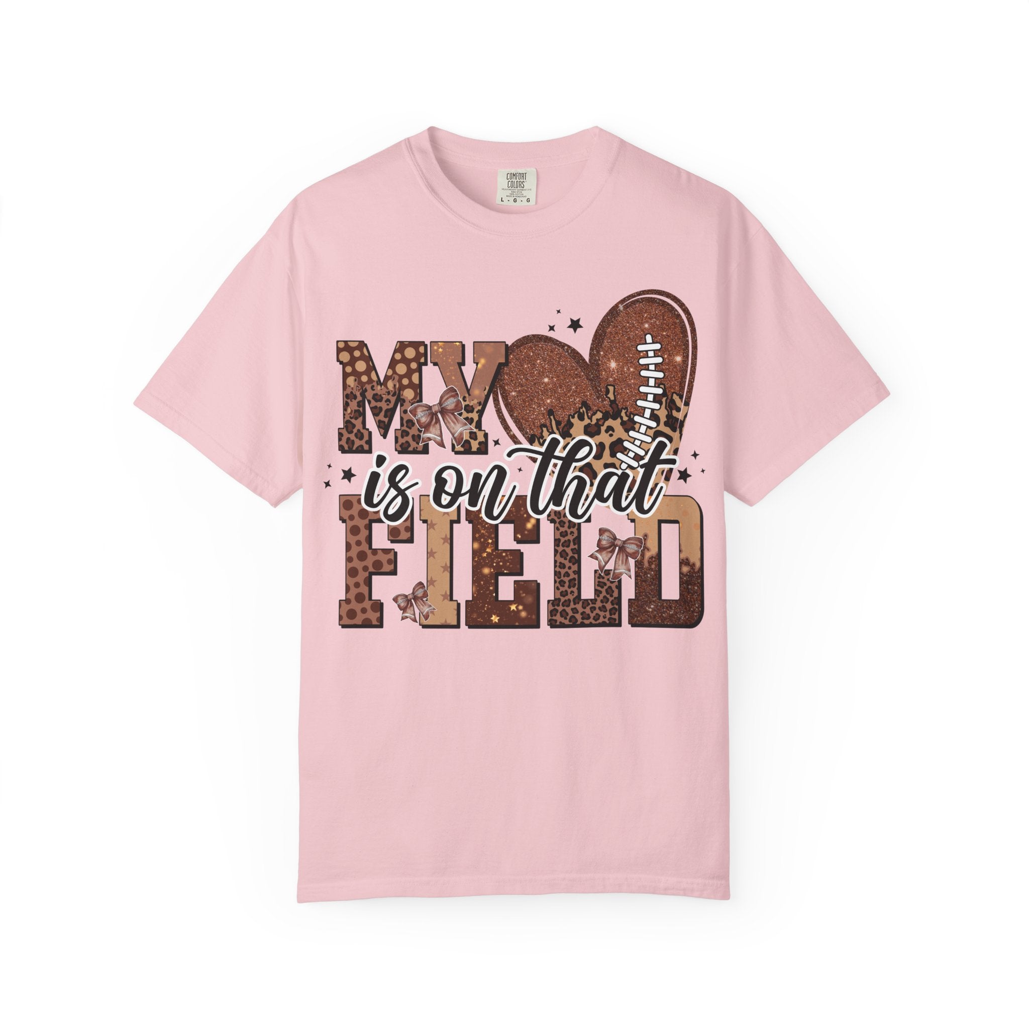 Football Mom 'My Heart Is On That Field' T-Shirt