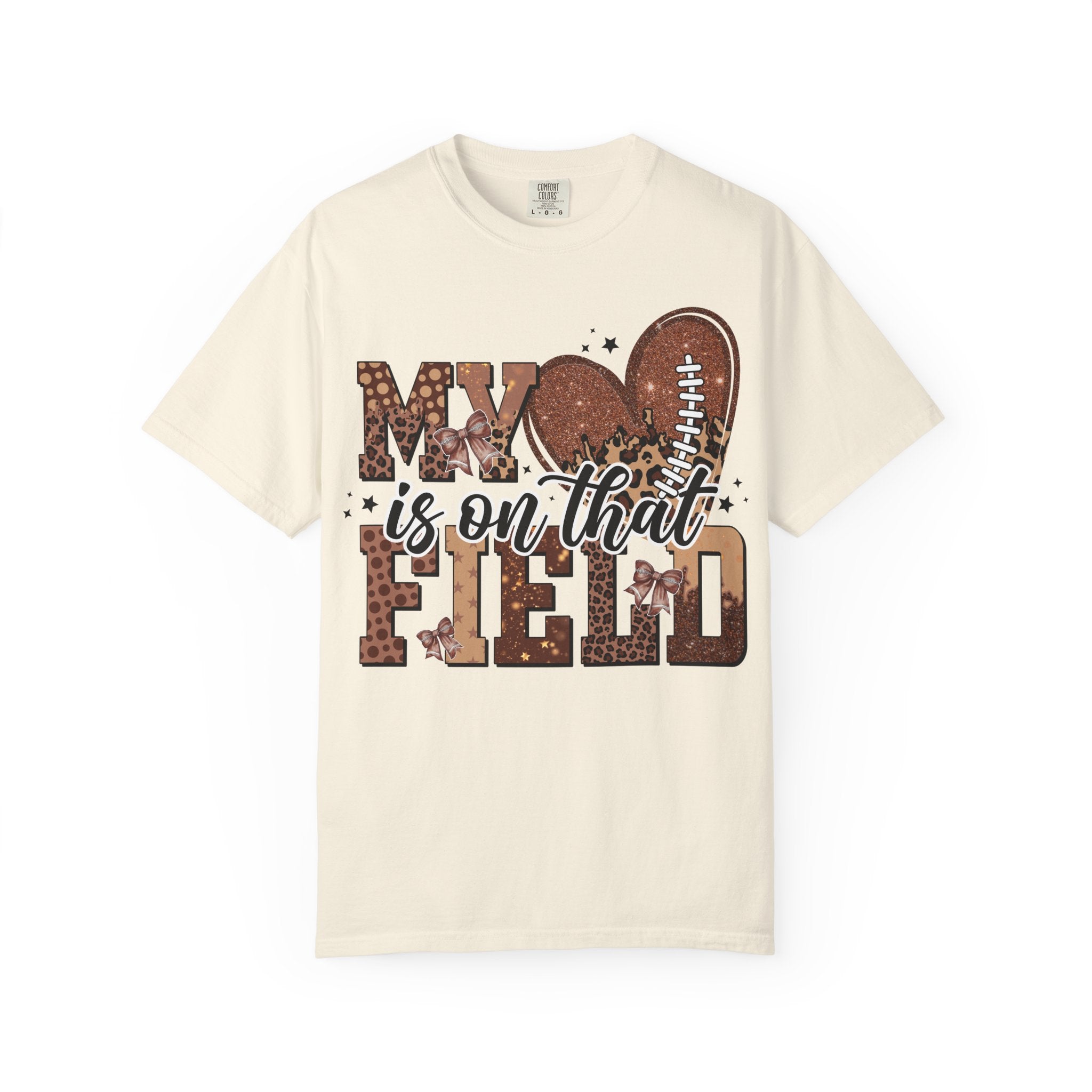 Football Mom 'My Heart Is On That Field' T-Shirt