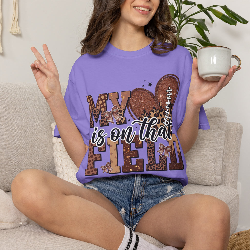 Football Mom 'My Heart Is On That Field' T-Shirt