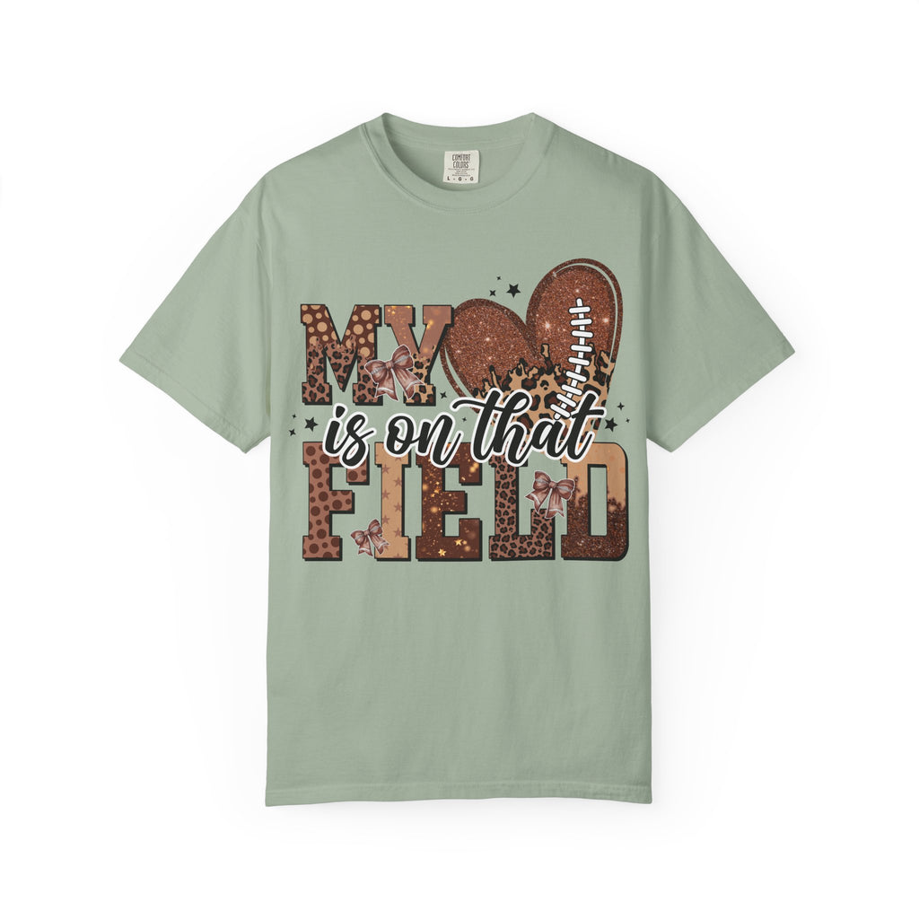 Football Mom 'My Heart Is On That Field' T-Shirt