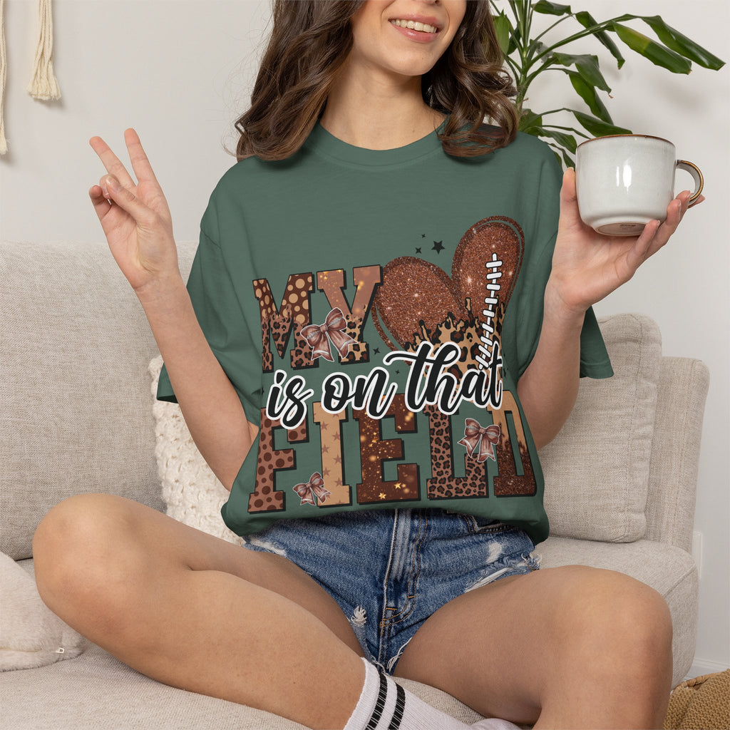 Football Mom 'My Heart Is On That Field' T-Shirt