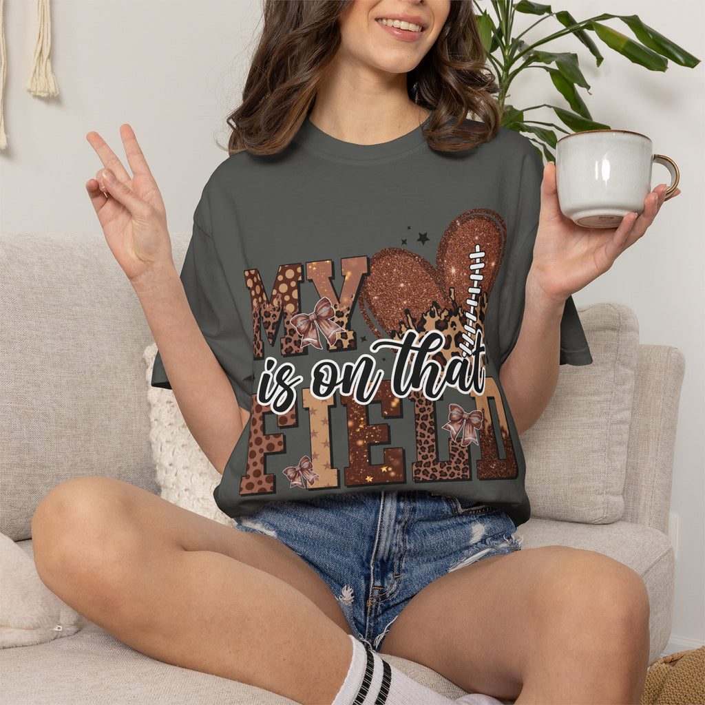 Football Mom 'My Heart Is On That Field' T-Shirt