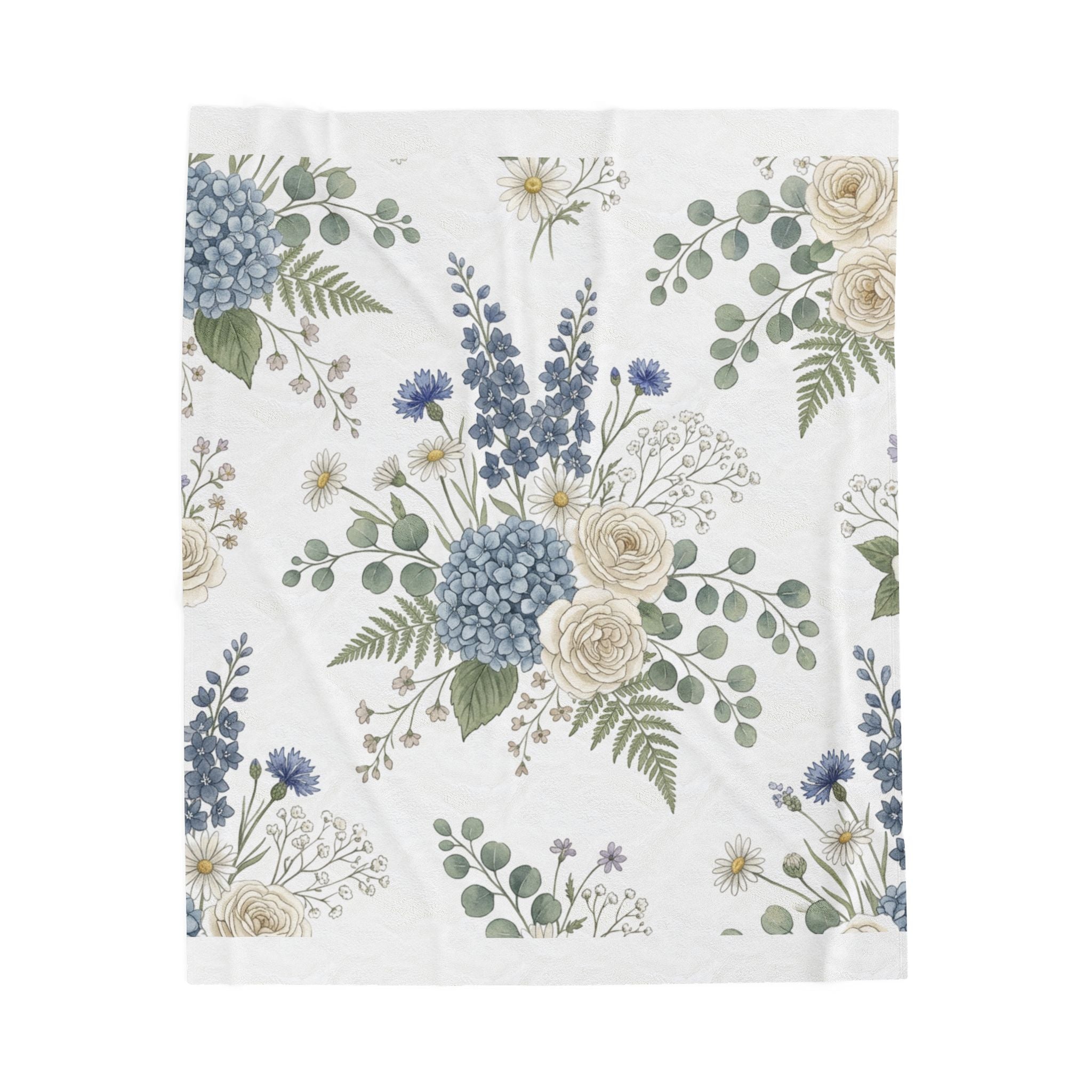 Floral Velveteen Plush Blanket — Vintage Blue & Cream Bouquet Throw