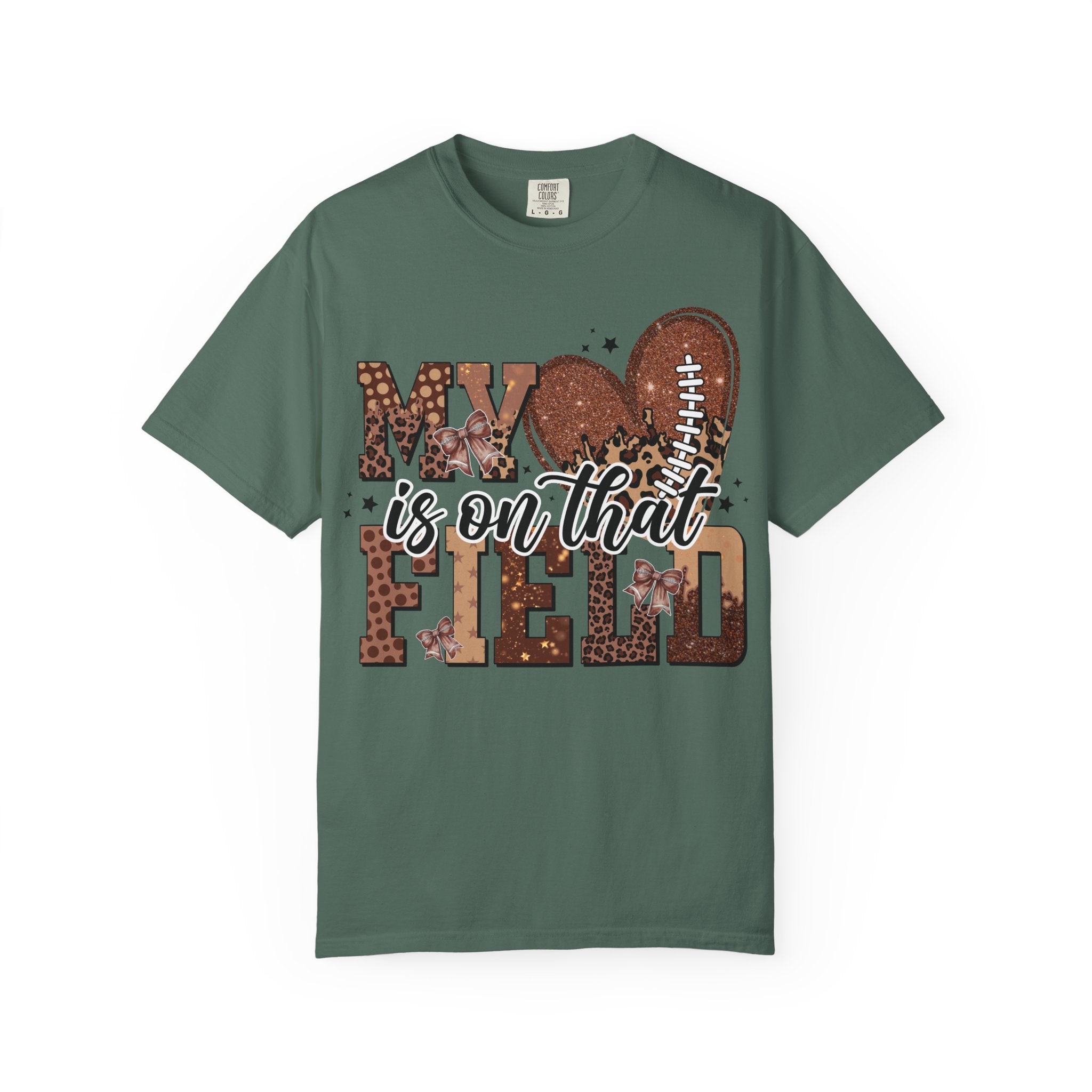 Football Mom 'My Heart Is On That Field' T-Shirt