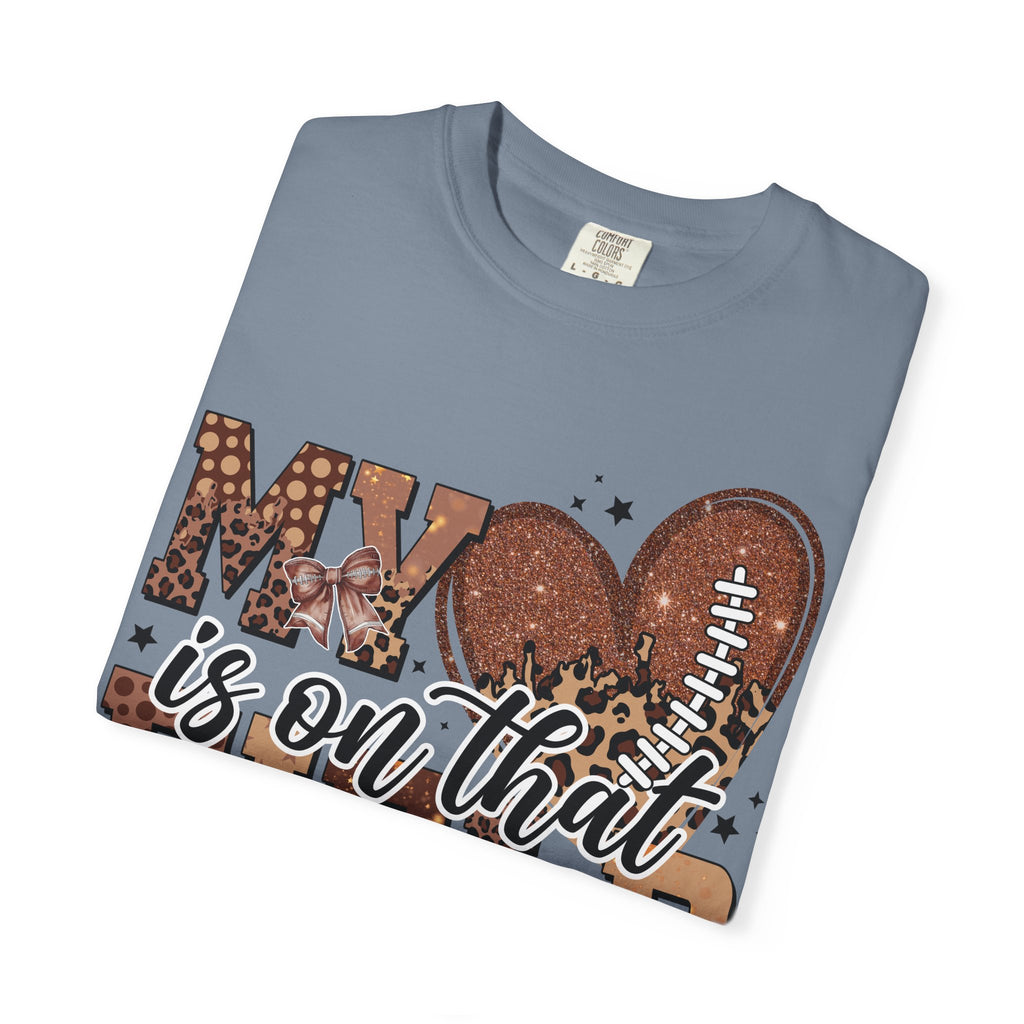 Football Mom 'My Heart Is On That Field' T-Shirt